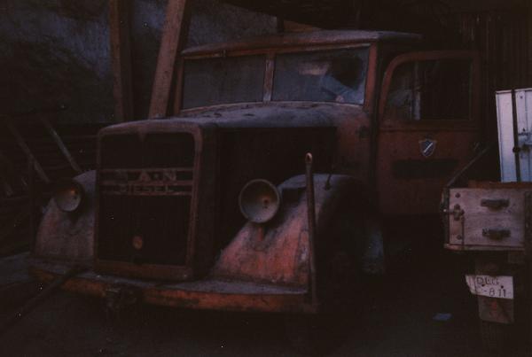  Bildname: Feuerwehr-3.jpg 
 Breite: 2900 Pixel 
 Hhe: 1950 Pixel 
 Grsse: 437 kB 